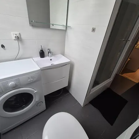 App R12 Apartment